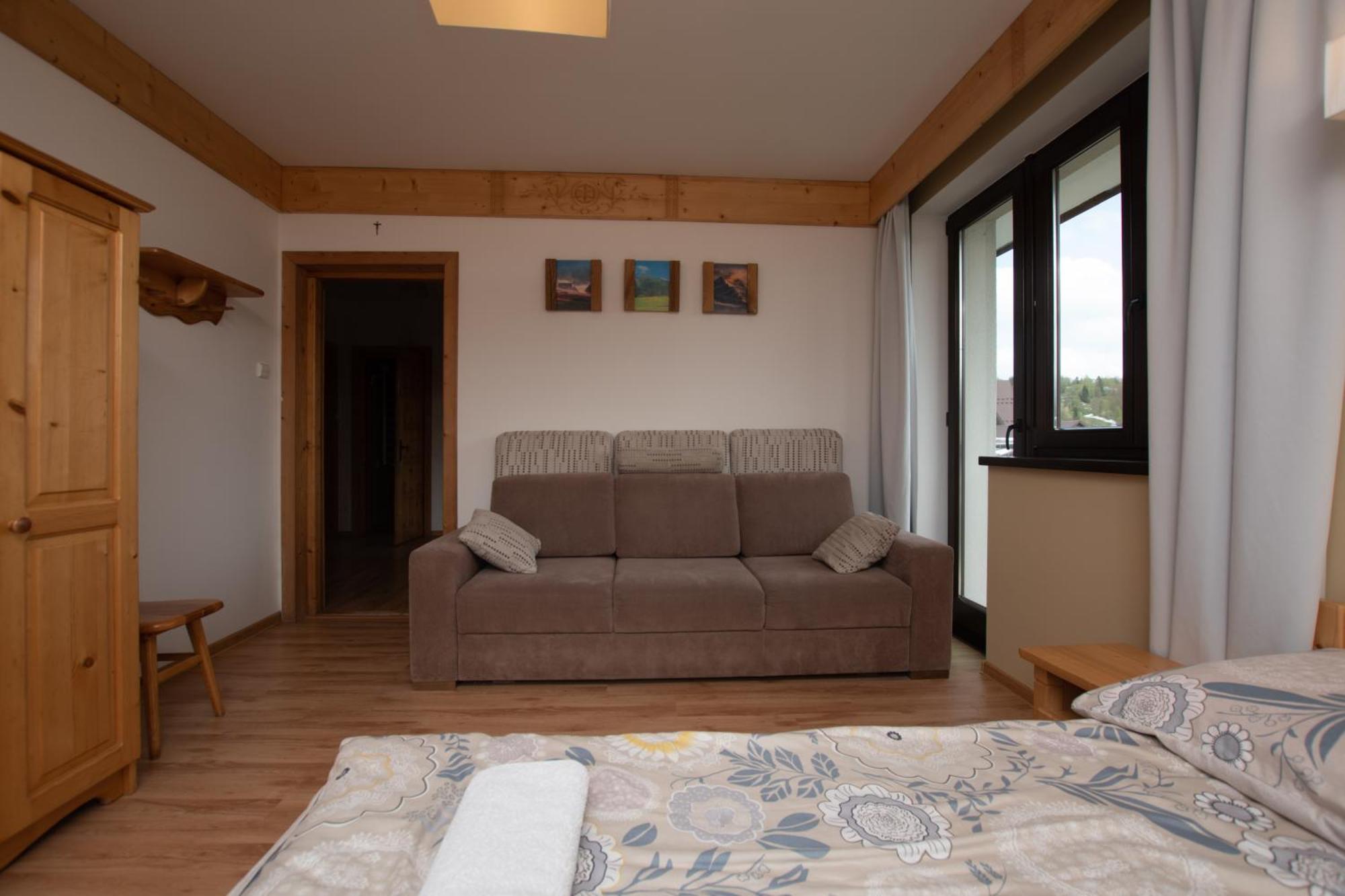 Pod Hawraniem Hotel Jurgow Bagian luar foto