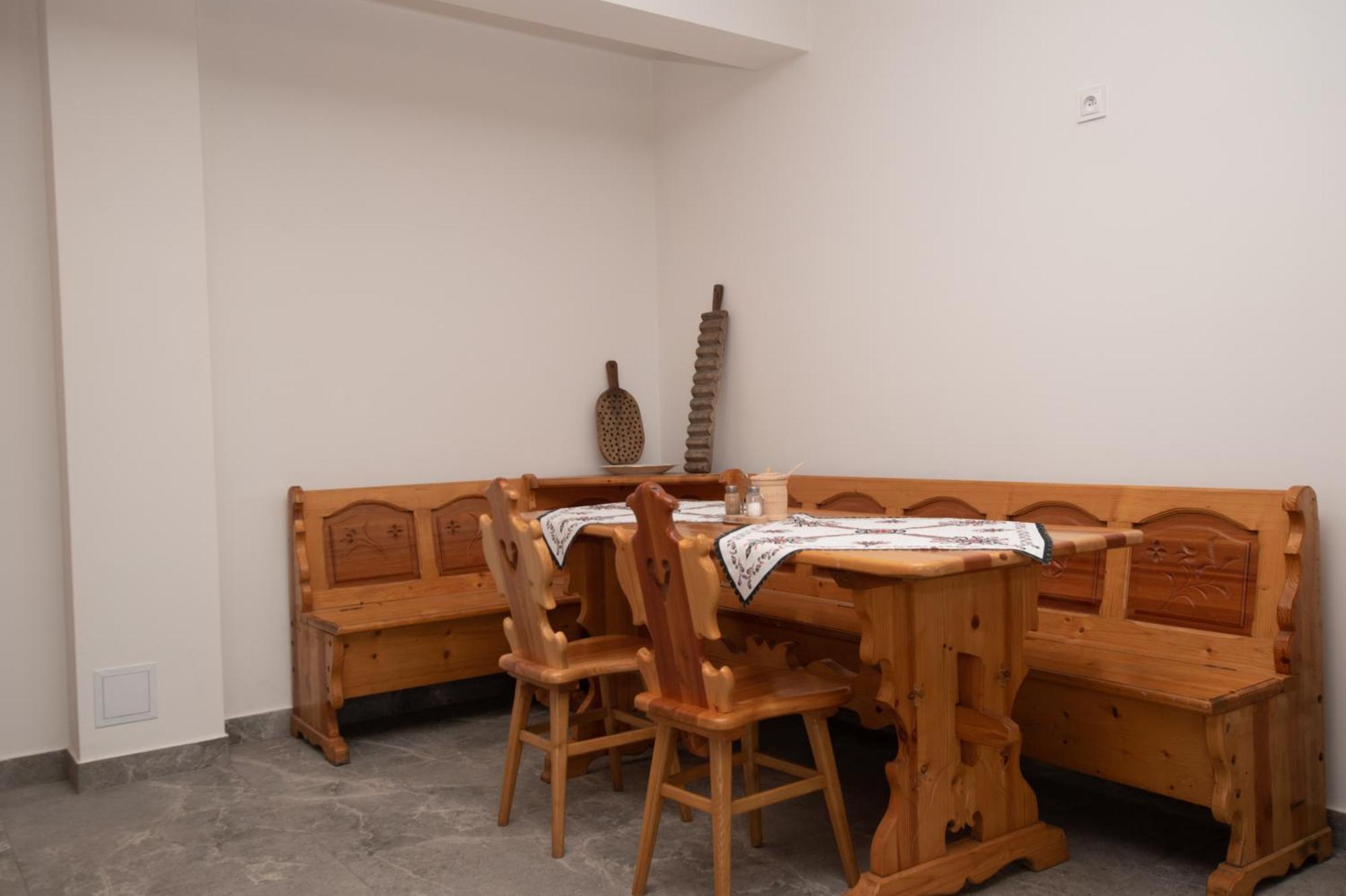 Pod Hawraniem Hotel Jurgow Bagian luar foto
